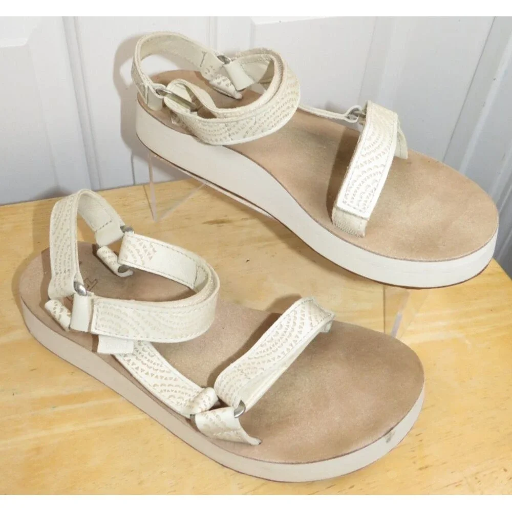 Teva Women's Midform Leather Universal Geometric Sandal - White Swan Sz 10